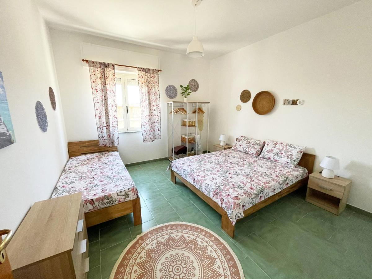 Casa Di Nelia Villa Baratili San Pietro ภายนอก รูปภาพ